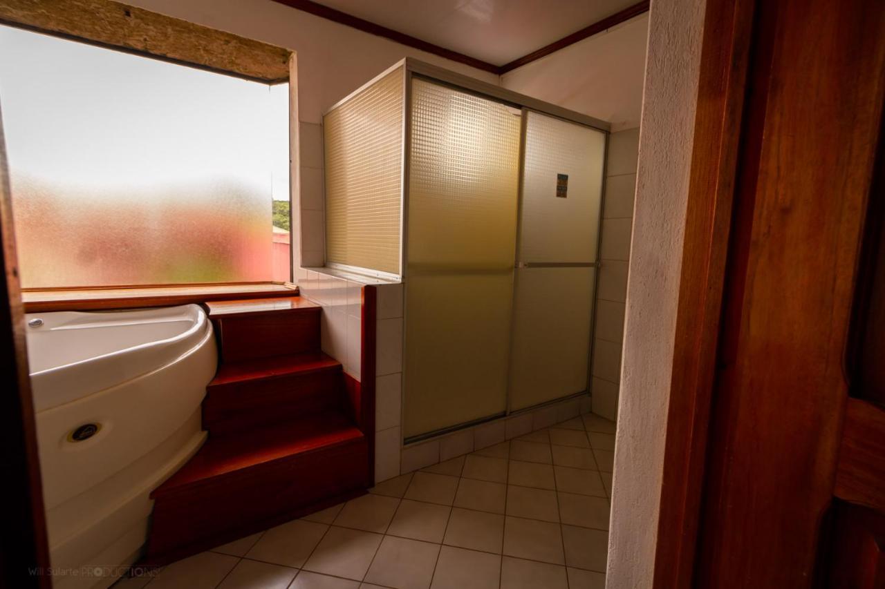 Boruka Bnb Hotel Alajuela Exterior photo