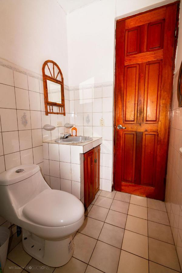 Boruka Bnb Hotel Alajuela Exterior photo